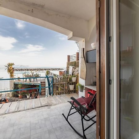 Marevestrum - Incantevole Casa Con Accesso Diretto In Spiaggia Bacoli Luaran gambar