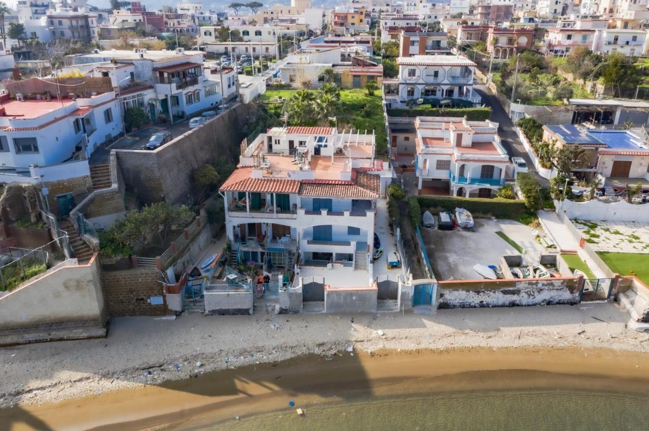 Marevestrum - Incantevole Casa Con Accesso Diretto In Spiaggia Bacoli Luaran gambar