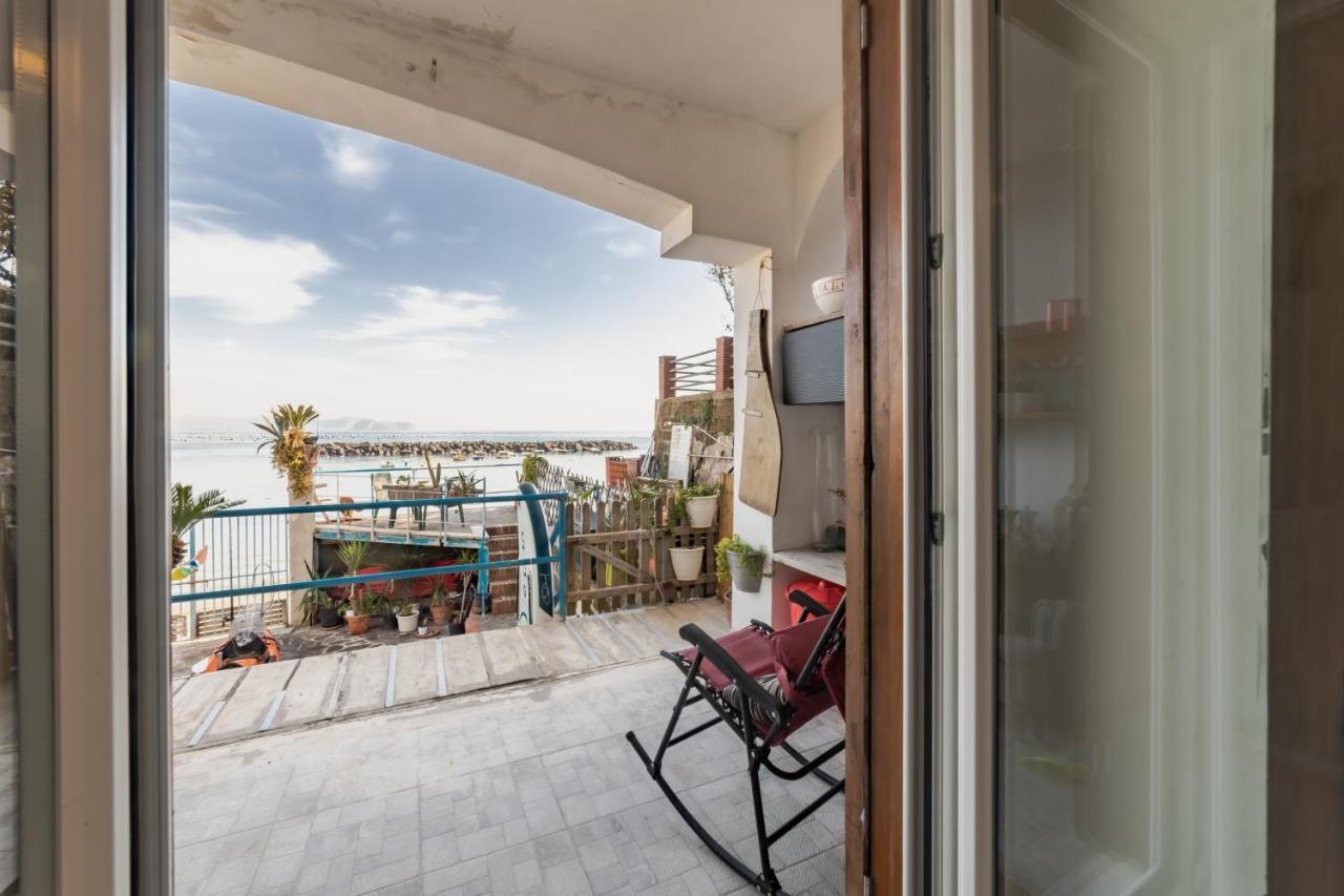 Marevestrum - Incantevole Casa Con Accesso Diretto In Spiaggia Bacoli Luaran gambar